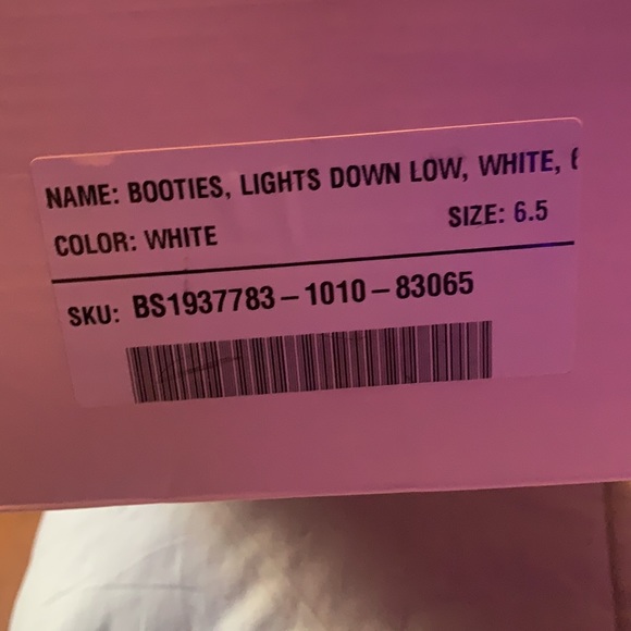 Booties - Picture 4 of 4